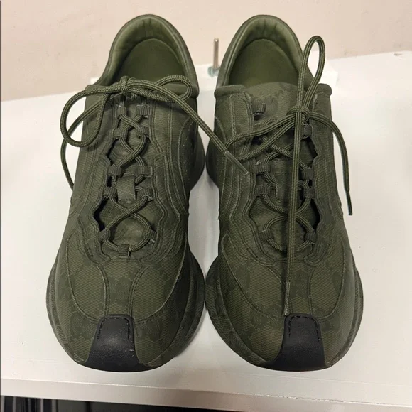 Gucci Dark Green Athletic Shoes - Picture 2 of 12
